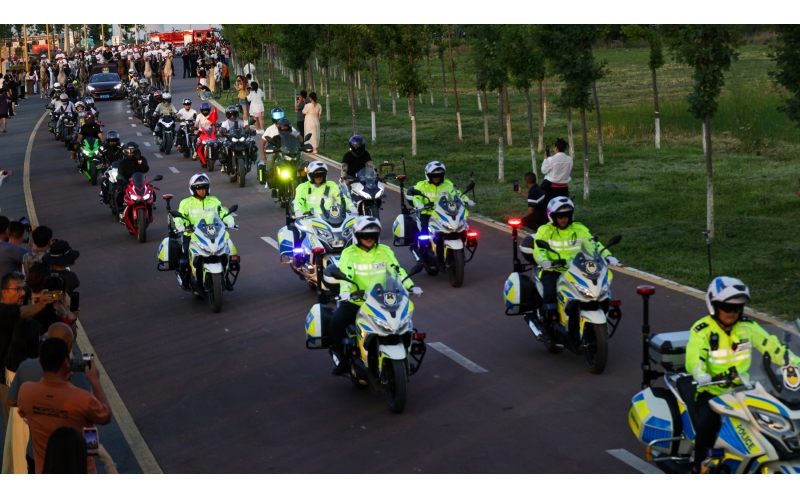 伊犁州察布查爾縣巡游